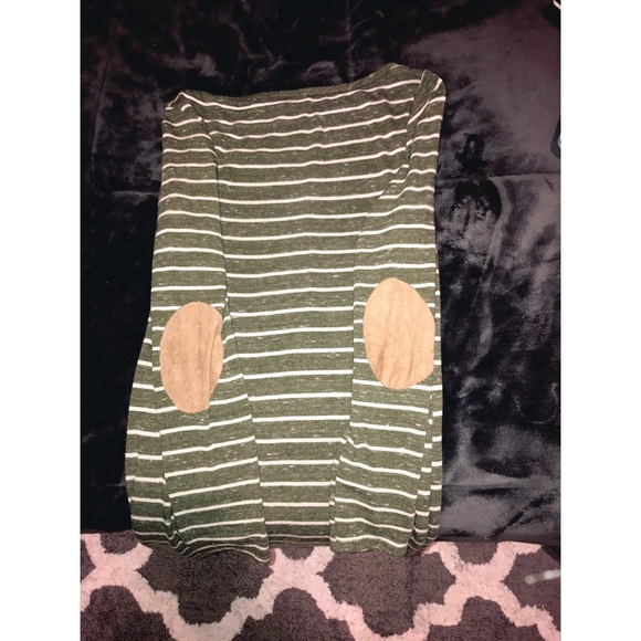 Never worn striped dress! - Picture 2 of 2